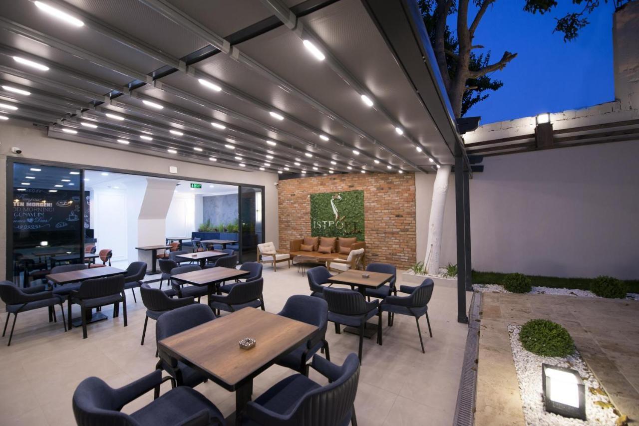 Istport Garden Hotels Arnavutkoy Exteriör bild The outdoor area of the library